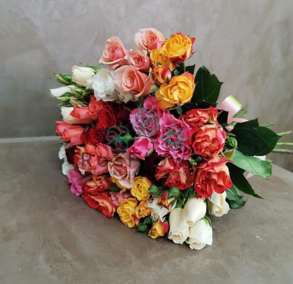 Букет цветов из: Розы в Сарс