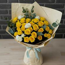 Букет цветов из:  Розы в Сарс