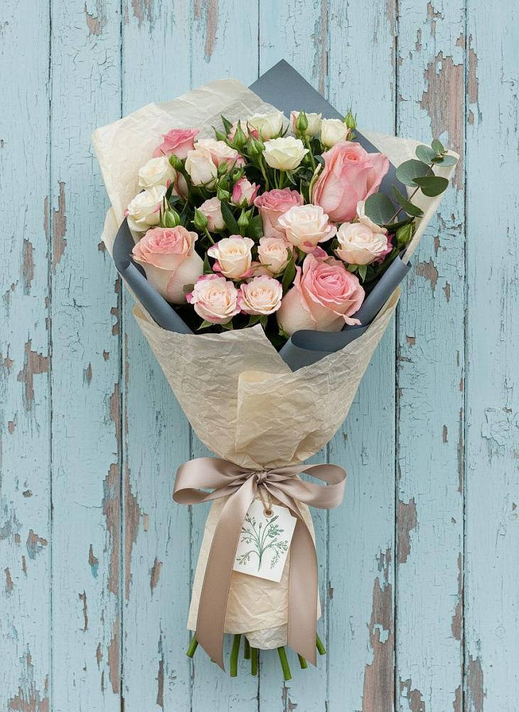 Букет цветов из: Розы в Сарс