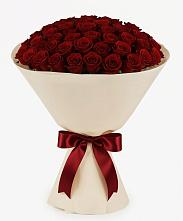 Букет 101 Бордовая роза Блэк Бакарра в Сарс