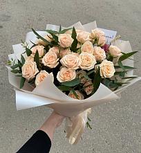 Букет Кремовые розы Латте в Сарс