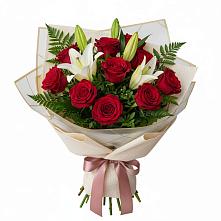 Букет цветов из:  Лилии и Розы в Сарс