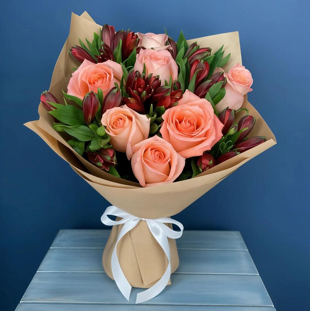 Букет цветов из: Розы и Альстромерии в Сарс