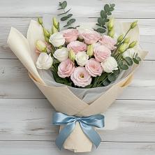 Букет цветов из:  Лизиантусы в Сарс