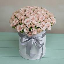 Цветочная композиция из Розы в шляпной коробке в Сарс