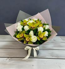 Букет цветов из:  Орхидеи и Розы в Сарс