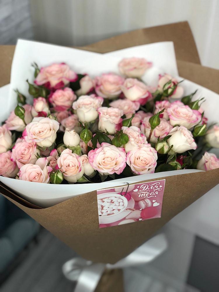 Букет цветов из: Розы в Сарс