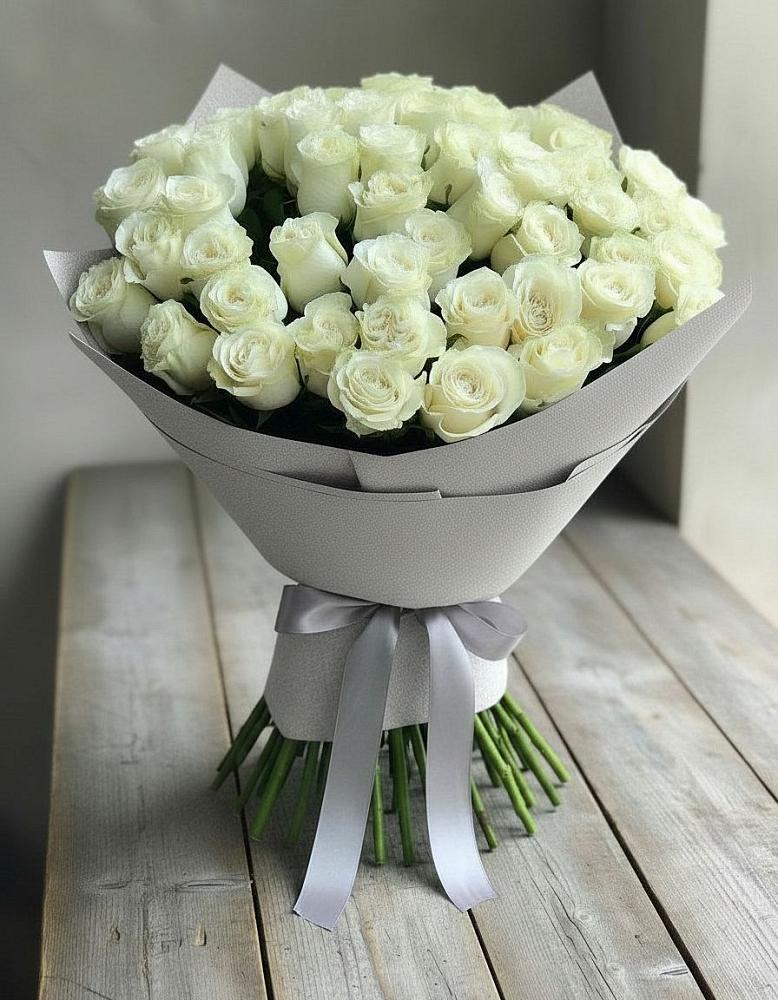 Букет 35 Белых роз в Сарс