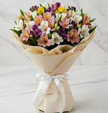 Букет цветов из:  Альстромерии в Сарс