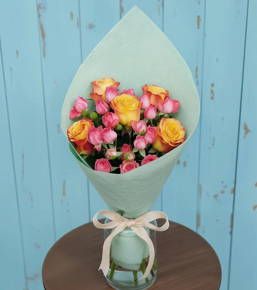 Букет цветов из: Розы в Сарс