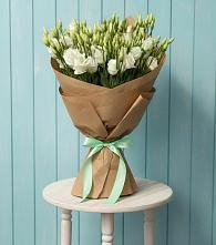 Букет цветов из:  Лизиантусы в Сарс