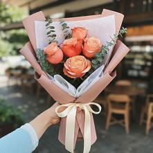 Букет цветов из:  Розы в Сарс