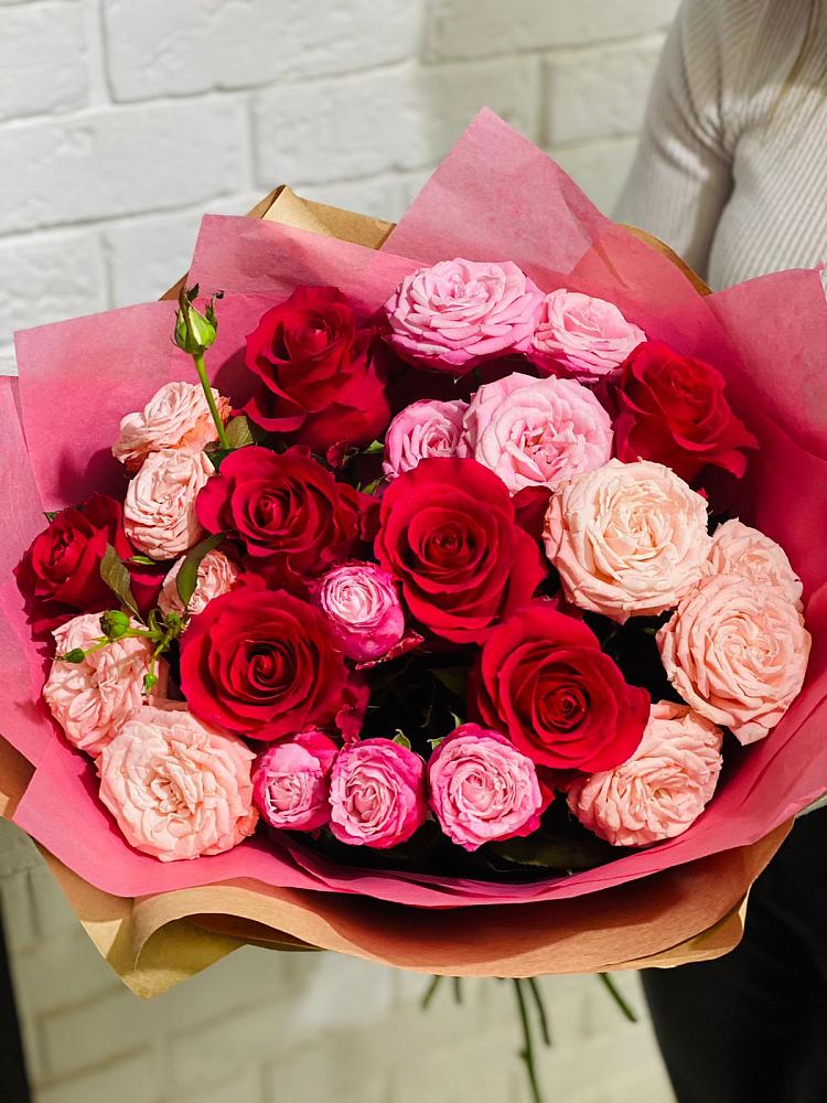 Букет цветов из: Розы в Сарс