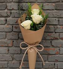 Букет цветов из:  Розы в Сарс
