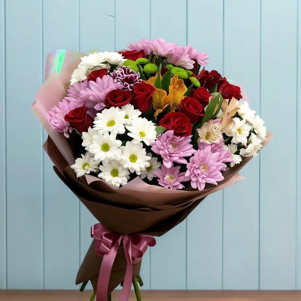 Букет цветов из: Розы, Хризантемы и Альстромерии в Сарс