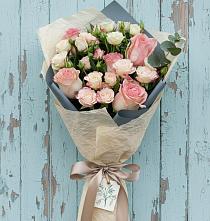 Букет цветов из:  Розы в Сарс