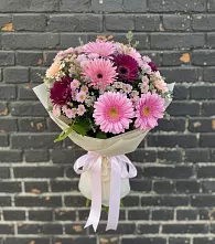 Букет цветов из:  Герберы и Хризантемы в Сарс