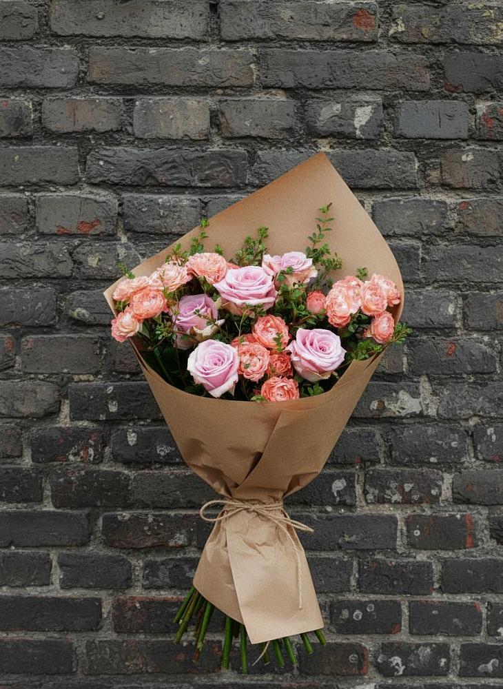 Букет цветов из: Розы в Сарс