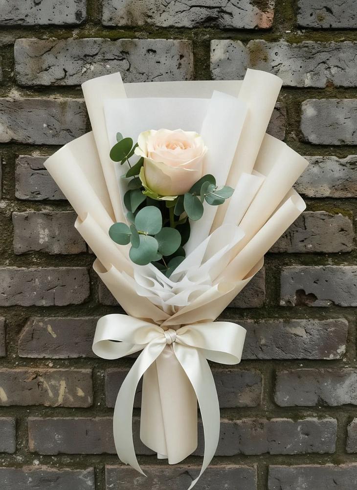 Букет цветов из: Розы в Сарс