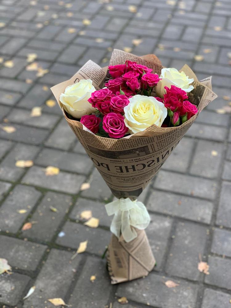 Букет цветов из: Розы в Сарс