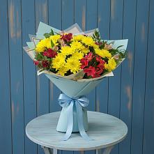Букет цветов из:  Альстромерии и Хризантемы в Сарс