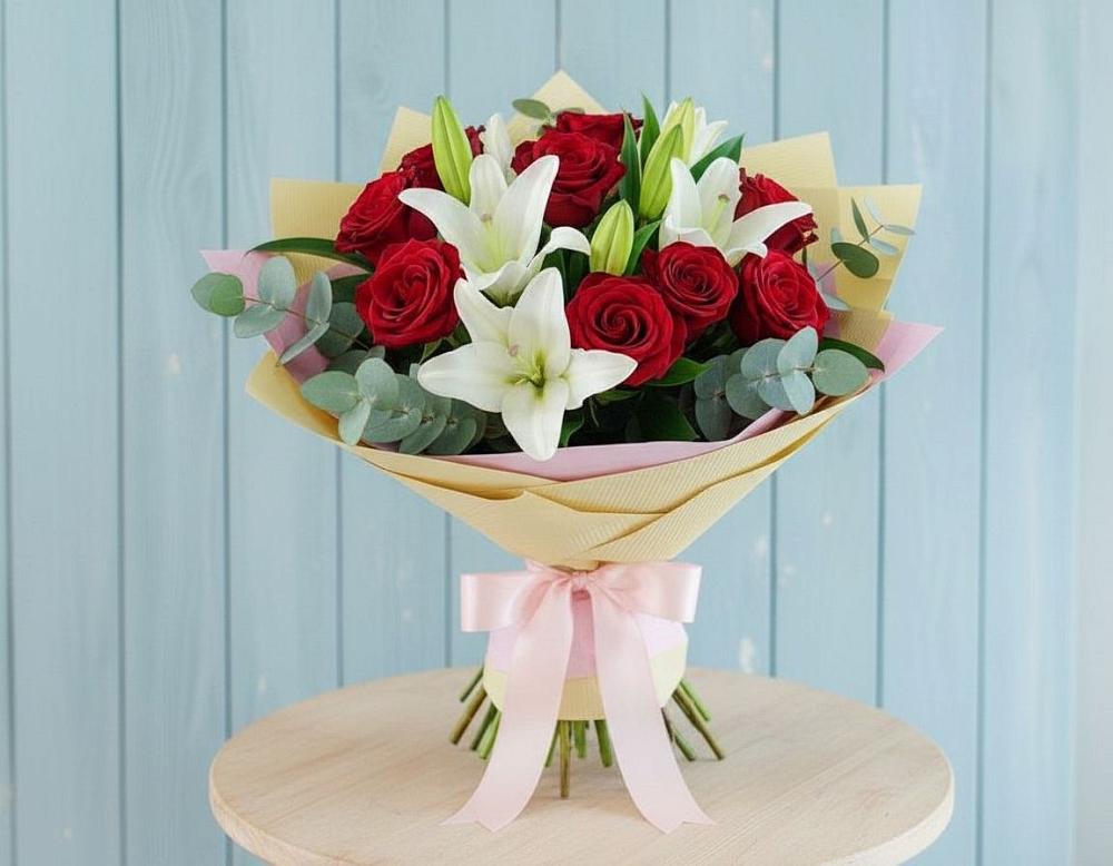 Букет цветов из: Лилии и Розы в Сарс